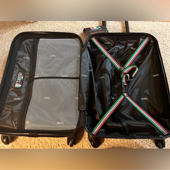 🎉LAST PIECE🎉TUCCI Italy WINTER LEOPARD 20" Spinner Carry On Travel Suitcase - Picture 7 of 9